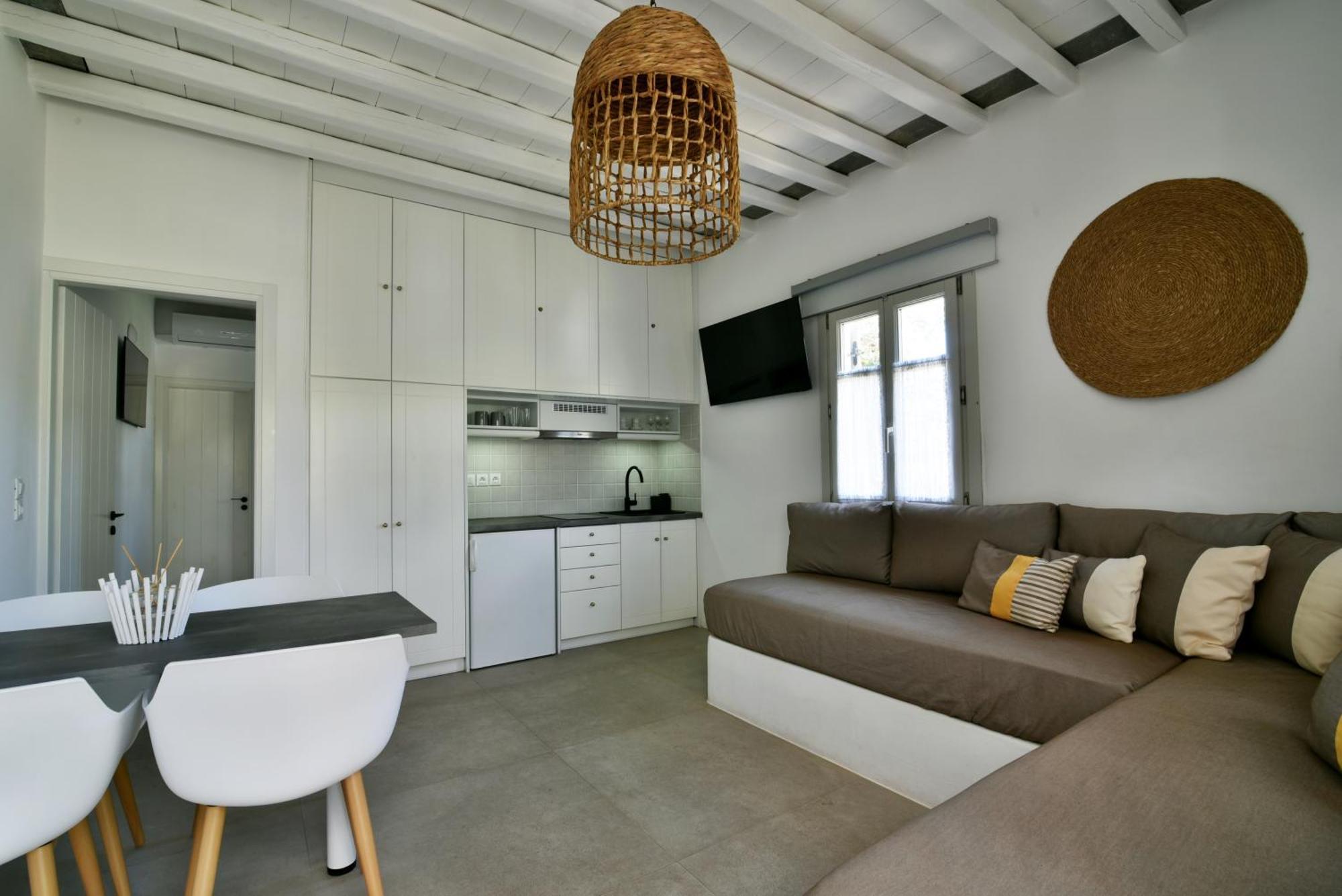 Myrto Apartament *
