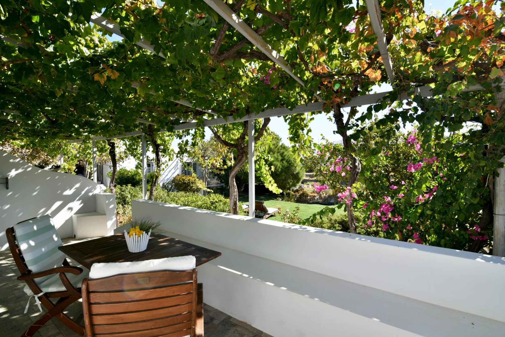 Myrto Apartament *