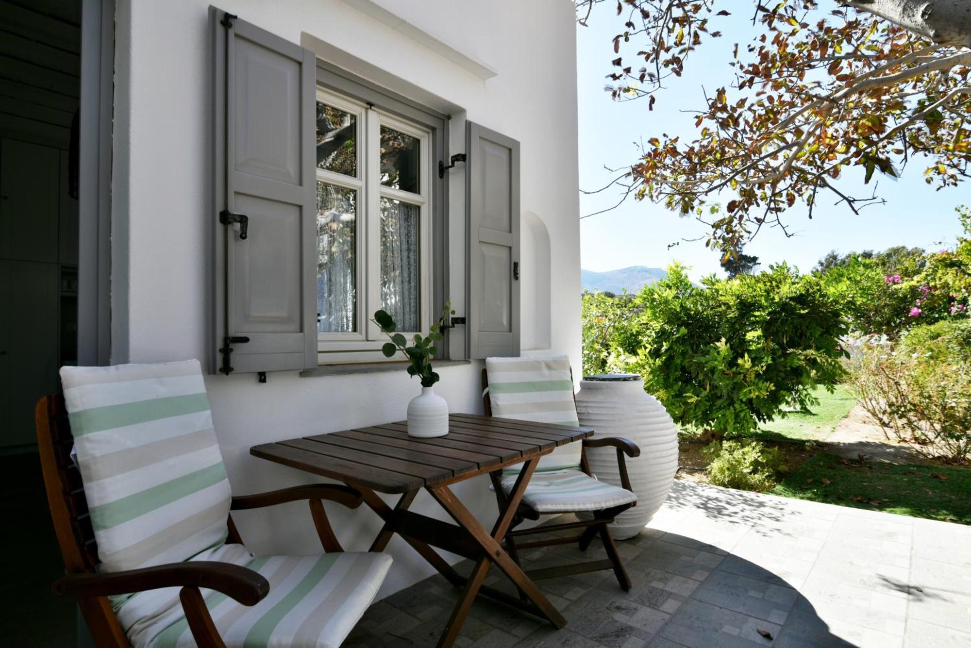 Myrto Apartament
